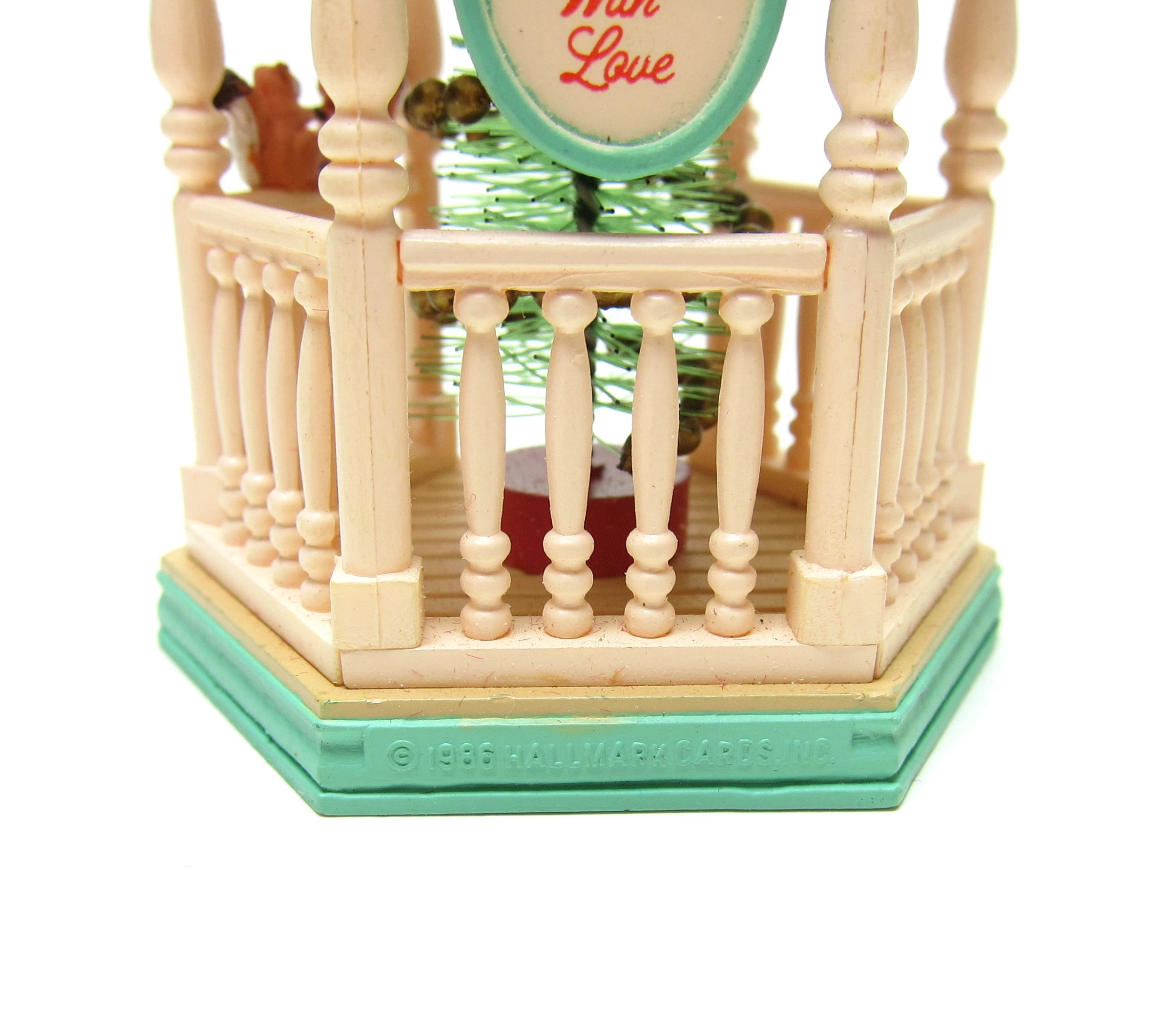 Gazebo Christmas Ornament Hallmark Keepsake 1986 Sweetheart Tree Decoration 4 Gazebo Christmas Ornament Hallmark Keepsake 1986 Sweetheart Tree Decoration - Image 4