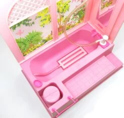 Barbie Bubble Bath Tub Vintage 1981 Pink Bathtub Shower Vanity Mirror -Toy Store Bubble bath vintage barbie 1981 bathtub bath tub