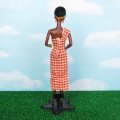 Kenyan Barbie Doll Vintage 1993 Dolls Of The World #11181 12 Kenyan Barbie Doll Vintage 1993 Dolls Of The World #11181 -Toy Store Dolls of the world 1993 vintage kenyan african barbie