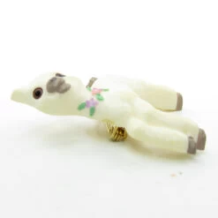 Easter Lamb Pin Vintage 1983 Hallmark Lapel 5 Easter Lamb Pin Vintage 1983 Hallmark Lapel -Toy Store Easter lamb lapel pin flower collar hallmark cards 1983