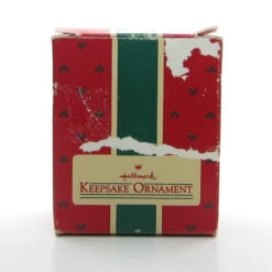 Hallmark "Owliday" Wish Vintage 1987 Owl With Eye Chart Keepsake Ornament 11 Hallmark "Owliday" Wish Vintage 1987 Owl With Eye Chart Keepsake Ornament -Toy Store Hallmark keepsake ornament 1987 owliday wish