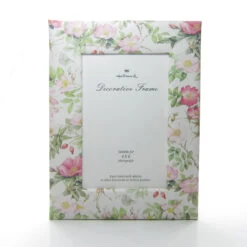 Marjolein Bastin 4 X 6 Picture Frame For Photo - Wild Roses, Rose Hips