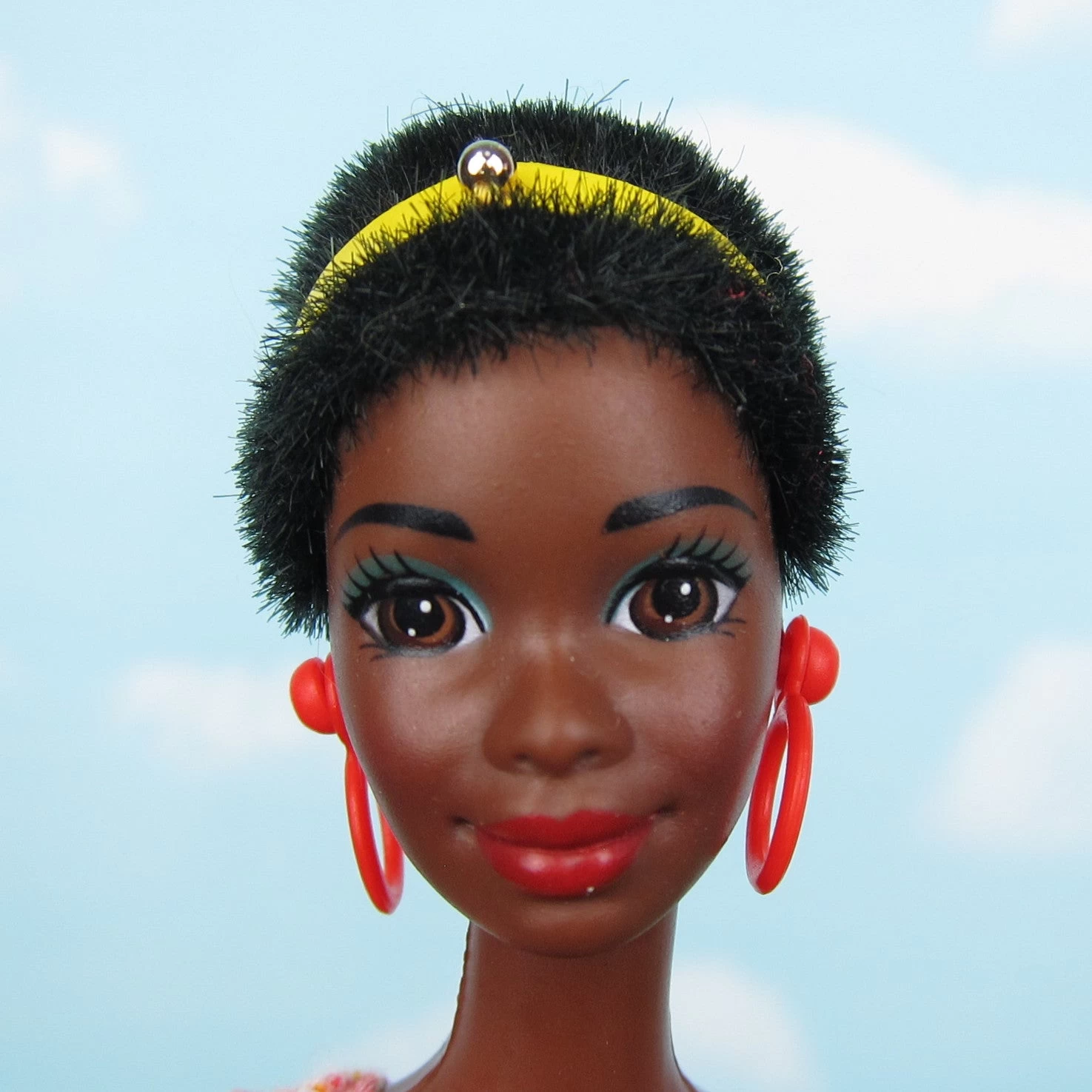 Kenyan Barbie Doll Vintage 1993 Dolls Of The World #11181 5 Kenyan Barbie Doll Vintage 1993 Dolls Of The World #11181 - Image 5