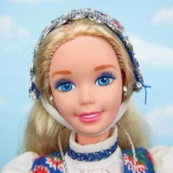 Norwegian Barbie Doll Vintage 1995 Dolls Of The World Collector Edition #14450 -Toy Store Norwegian barbie doll vintage 1995 mattel dolls of the world