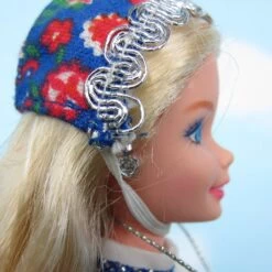 Norwegian Barbie Doll Vintage 1995 Dolls Of The World Collector Edition #14450 -Toy Store Silver earrings norwegian barbie doll 1995 mattel