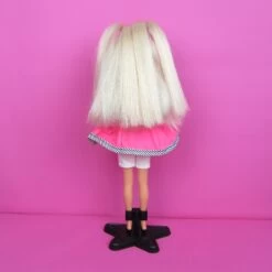 High School Jazzie Doll Vintage 1998 #3635 Cool Teen Cousin Of Barbie -Toy Store Vintage 1989 barbie doll high school jazzie coll teen cousin