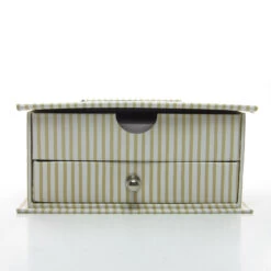 Marjolein Bastin Robins, Nest & Birdhouse Note Caddy Set With Notepaper -Toy Store Vintage nature s sketchbook hallmark note pad caddy