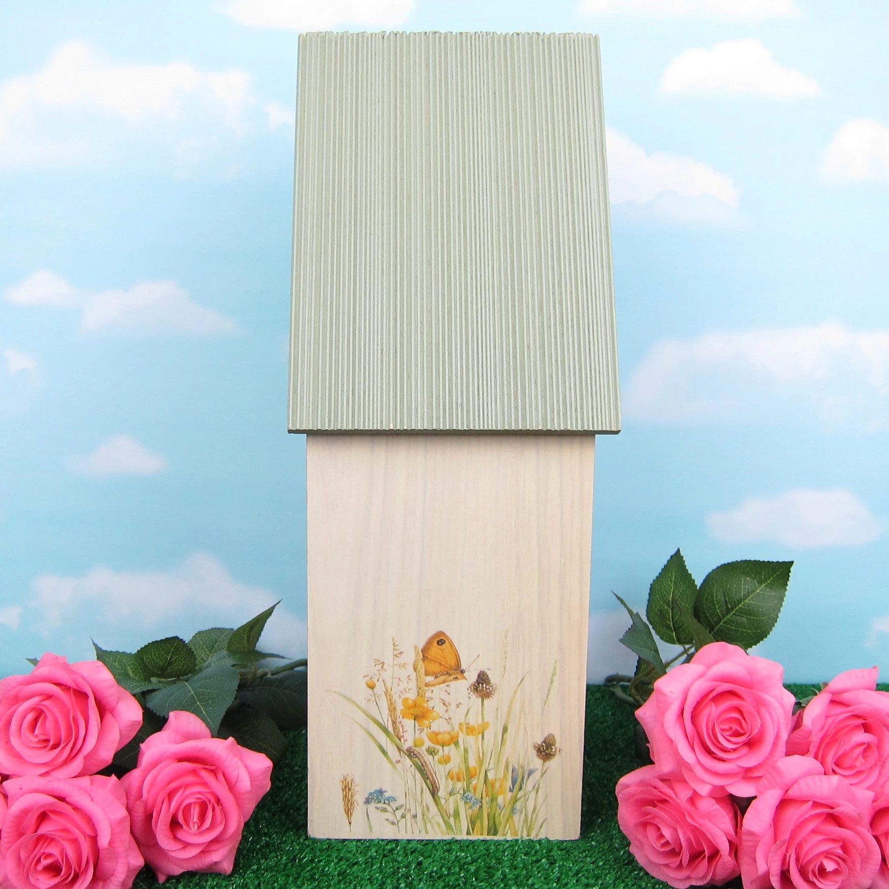 Marjolein Bastin Decorative Wooden Butterfly House 3 Marjolein Bastin Decorative Wooden Butterfly House - Image 3